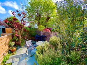 Photo 11- click for photo gallery